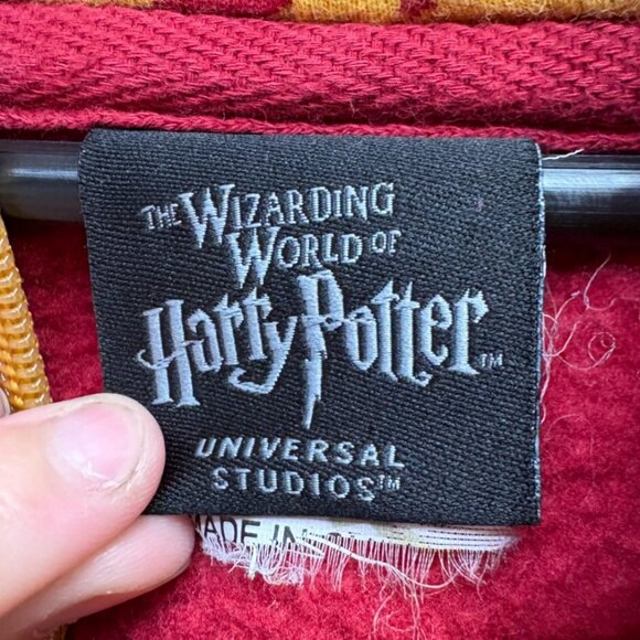 Wizarding World of Harry Potter Gryffindor Red Zip Up Hoodie Size Small Official - Picture 4 of 8
